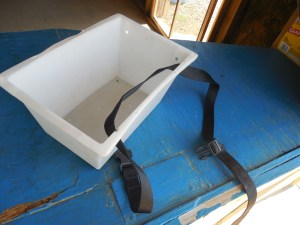 berry picking bucket 
