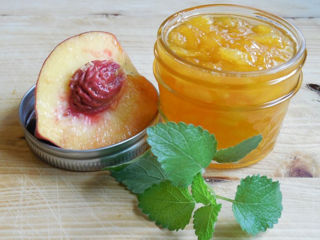 Small Batch Fresh Peach Jam Recipe